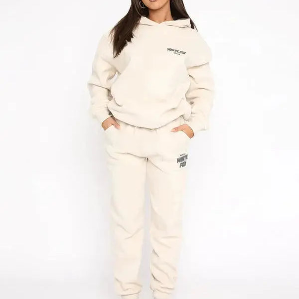 Soft Relaxed Fit Hoodie and Jogger Set for Everyday Comfort